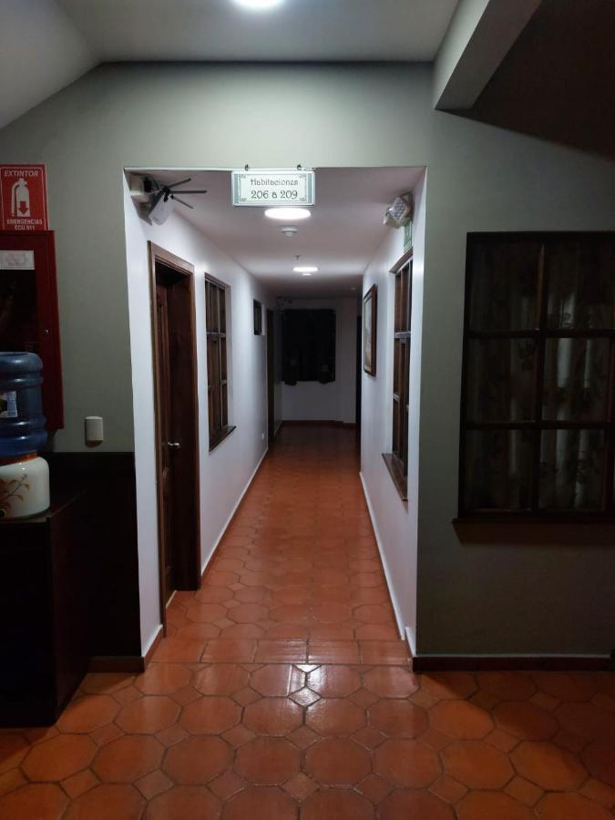 Hotel En El Centro Historico Куэнка Экстерьер фото